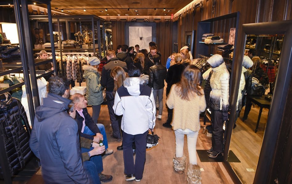 moncler store Aspen
