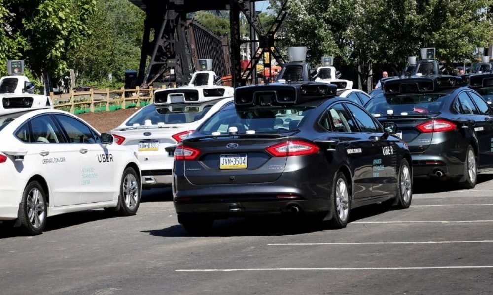 Uber lance son service de voitures autonomes - le Parisien